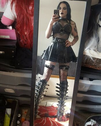 ThrashMetalDoll