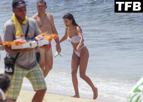 Tina Kunakey