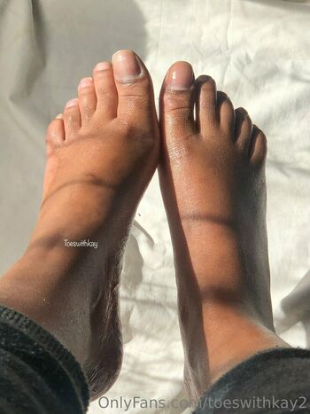 toeswithkay2