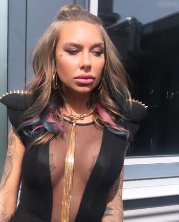 Toni Trips