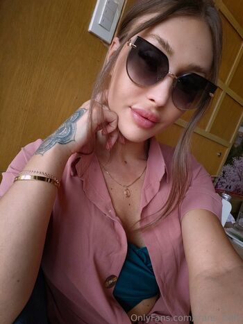 trans_dolls