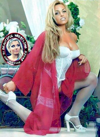 Trish Stratus