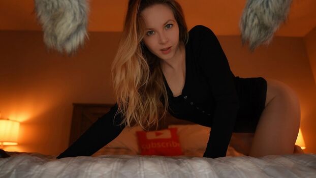 Valeriya ASMR