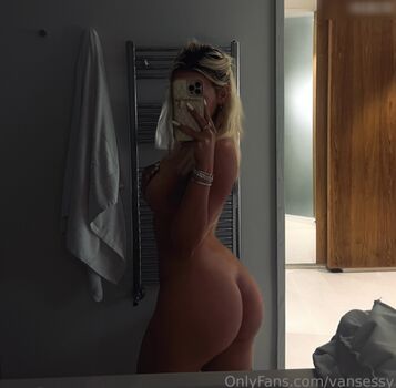 Vansessy