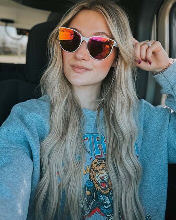WheezyBlonde