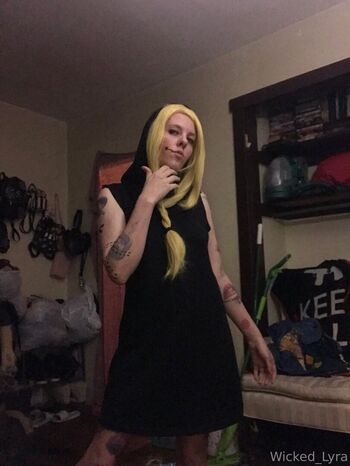 wicked_lyra