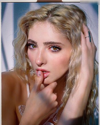 Willow Shields
