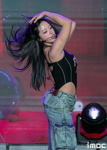 WomenK-pop