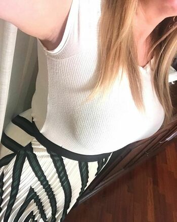 XLeila89