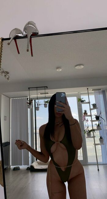 xstellabellax
