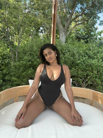 Yamini Nambimadom