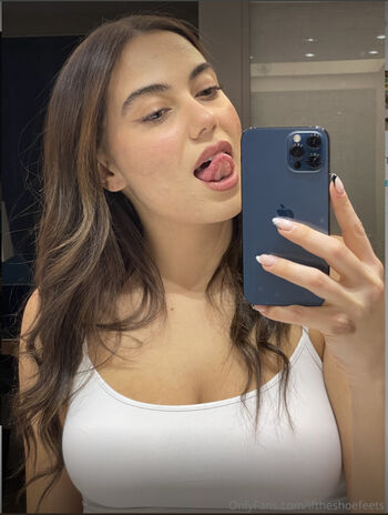 Yluna DeParis