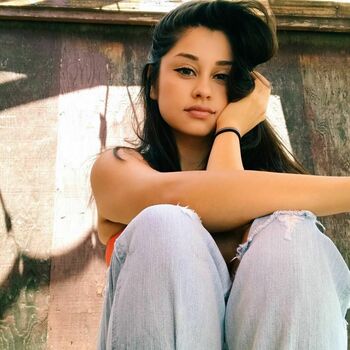 Yvette Monreal