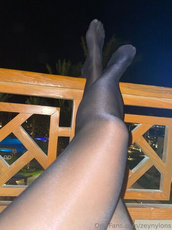 zeynylons